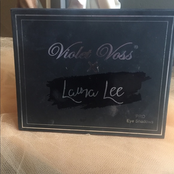 Violet Voss Other - Violet Voss Laura Lee Palette gently used